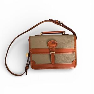 Vintage Dooney & Bourke crossbody